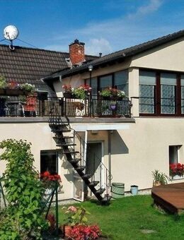 Ihr neues Zuhause mit Pool und Garten! - Lengenfeld