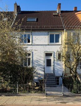 Altbremer Reihenhaus mit großem Südgarten in Neu-Schwachhausen, Nähe Bürgerpark - Bremen