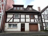 Historisches Fachwerk-Ein-/Zweifamilienhaus in zentraler Lage - Holzminden