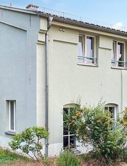 REIHENHAUS MIT ZWEI VERMIETETEN EINHEITEN - Berlin