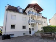 Attraktive 4-Zimmer-Maisonette-Wohnung mit Südbalkon und 2 Stellplätzen - Herbolzheim