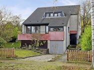 Wohnen im Grünen, unweit der Ostsee: Schönes Einfamilienhaus mit Einliegerwohnung in Klingberg - Scharbeutz