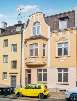 stark sanierungsbedürftiges Mehrfamilienhaus mit Potenzial | Leerstand - Duisburg