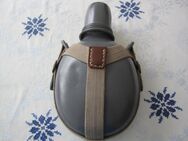 Antike Militär-Feldflasche mit Becher, Aluminium - Horgen