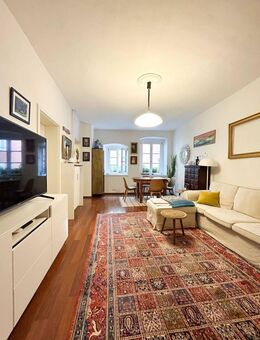 Schöne sanierte Altbauwohnung, 3-Zimmer-Wohnung im Herzen der Altstadt! - Regensburg