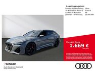 Audi RS6, Avant Keramikbremsanlage Allradlenkung, Jahr 2022 - Bielefeld