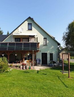 Gepflegtes Einfamilienhaus mit Einliegerwohnung und tollem Grundstück in Leutersdorf - Leutersdorf (Sachsen)