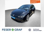 VW Golf, 1.5 VIII R-Line eTSI 7, Jahr 2023 - Schwabach