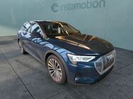Audi e-tron, 50 Q DESIGN SELCTION LM21, Jahr 2022 - München