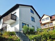 GANESHA-IMMOBILIEN...freistehendes Wohnhaus mit großem Grundstück und viel Potenzial ! - Heimbuchenthal