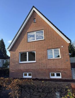 Erstbezug nach Sanierung - Einfamilienhaus mit Garage - Hamburg