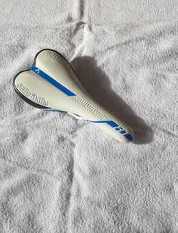 Fahrradsattel ,,Selle Italia,, für Rennrad & Triathlon - Wiesbaden Auringen