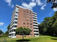 Modernisierte 3-Zimmer-ETW mit verglastem Süd-Balkon und TG-Stellplatz - Reinbek