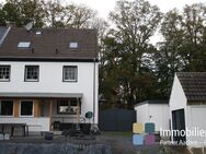 IPA - Selbstnutzung und Rendite ! - MFH mit großem Grundstück in Mariadorf. - Alsdorf (Nordrhein-Westfalen)