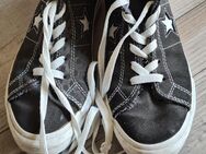 Converse Schuhe dunkel Grau gefüttert Größe 39 - Berlin