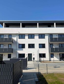 2 RW mit Wohnküche im EG mit Terrasse & PKW Stellplatz - Stralsund