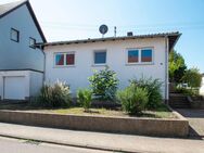 Einziehen & Wohlfühlen - Großzügiges Einfamilienhaus mit Gartenidylle - Quierschied