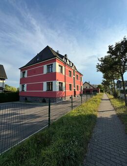 4-Raum-Etagenwohnung in ruhig gelegenem 3-Familien-Haus - Chemnitz