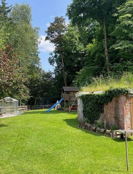 Österreich! Ein Paradies für Ihre Kinder! PERFEKT RENOV. WOHNHAUS mit ca. 3.000 m² GRUND Nähe BURGHAUSEN (ca. 7 km entf.) - Burghausen