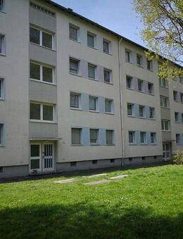 Frisch renovierte und modernisierte 3-Zimmer-Wohnung - Duisburg