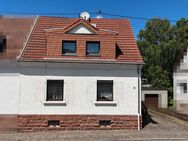 Doppelhaushälfte mit großem Garten und Garage in Merzig - ideal für Familien - Merzig