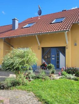 Für Eigennutzer und Anleger: MFH mit 3 Einheiten und Top-Potenzial in Höpfingen-Waldstetten - Höpfingen