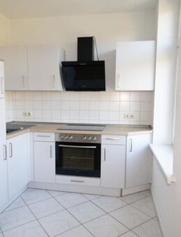 Kleine Single-Wohnung mit Einbauküche in ruhiger Lage von Annaberg!! - Annaberg-Buchholz