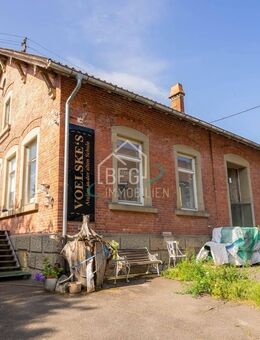 Platz für Praxis, Werkstatt, Atelier, Gewerbe - mit Garten und Stellflächen - Fichtenberg