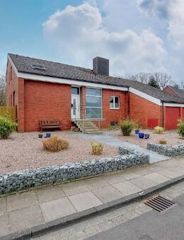 Helle 4-Zimmer-Wohnung mit Terrasse und Top-Ausstattung in Stade - Stade (Hansestadt)