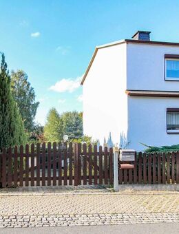 Doppelhaushälfte mit großem Grundstück zum Herrichten - Chemnitz