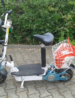 Ê SCOOTER STREET 40 SEHR VIELE ERSATZTEILE MOTOR 2.AKKUPACK u.s.w - Wilkau-Haßlau