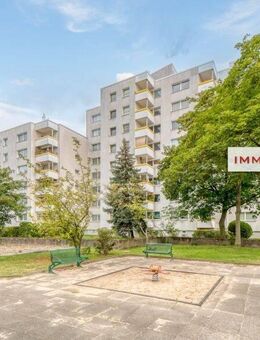 IMMOBERLIN.DE - Hell, komfortabel & sehr gepflegt: Wohnung mit Südwestbalkon - Berlin