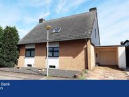 Viersen-Heimer: Freistehendes Ein- bis Zweifamilienhaus mit Garten und Garage - Viersen