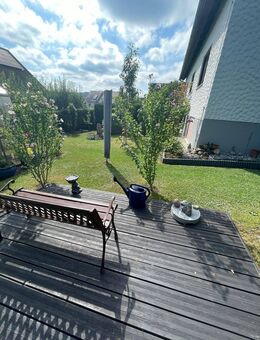 Große 4-Zi-ETW mit Gartenanteil in Glashütten-Bayreuth - Glashütten (Bayern)
