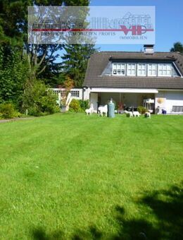 Leben, wo es sich gut anfühlt - Ihr Einfamilienhaus in Moers-Kapellen mit großem Garten und Ruhe - Moers