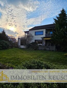 Viel Platz im EFH mit 2 Einliegerwohnungen in ruhiger Sackgasse und begehrter Lage mit schönem Garten - Bremen