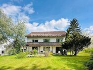 ***Charmantes Familienhaus mit Anliegerwohnung - Frei stehendes Zweifamilienhaus mit Herz*** - Hof