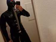 Heavy Rubber Sklave M20 - Alzenau