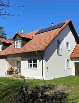 Sehr gepflegte DHH in Münchsmünster/Waldsiedlung mit 4 Schlafzimmer und Doppelgarage - Münchsmünster