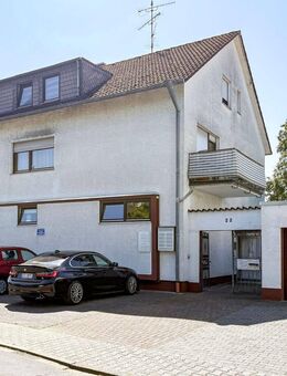 Dreieich: Gepflegtes Mehrfamilien-Wohn- und Geschäftshaus in Götzenhain - Dreieich