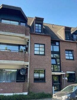 Moderne und sehr ansprechende Maisionettewohnung mit Balkon und Einbauküche ! Stellplatz vorhanden ! - Krefeld