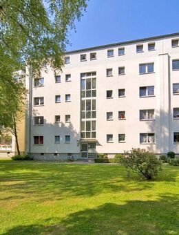 Bezugsfertige 4,5 Zimmer im Erdgeschoss mit Balkon - Gelsenkirchen