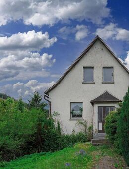 Provisionsfrei!: Einfamilienhaus mit Potenzial in Meuselbach-Schwarzmühle - Meuselbach-Schwarzmühle