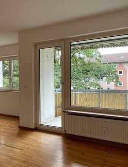 Garantiert wohlfühlen! 2 Zimmer-Wohnung mit Balkon - Erlangen