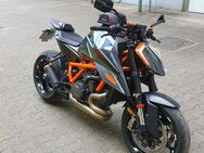 KTM SUPER DUKE R 1290 - Köln