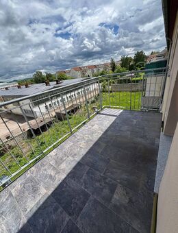 ==Moderne 3.Zimmer-Wohnung mit großem Balkon in Gera== - Gera