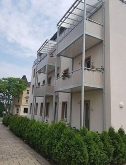 Helle und MODERNE 2-Zi-Whg. in ruhiger Lage mit Balkon und EBK - Dresden