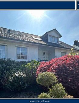 Großzügige Doppelhaushälfte in bester Lage mit unverbaubarem Blick am Kollauwanderweg - Hamburg