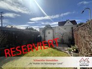 Familienparadies: Reihenmittelhaus mit genialer Raumaufteilung, Garage und STP in zentraler Lage von Lauf - Lauf (Pegnitz)
