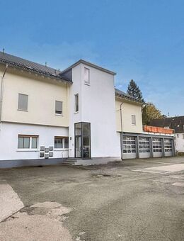 Kapitalanlage! Wohn- und Gewerbeimmobilie auf großem Grundstück in Iserlohn - Iserlohn